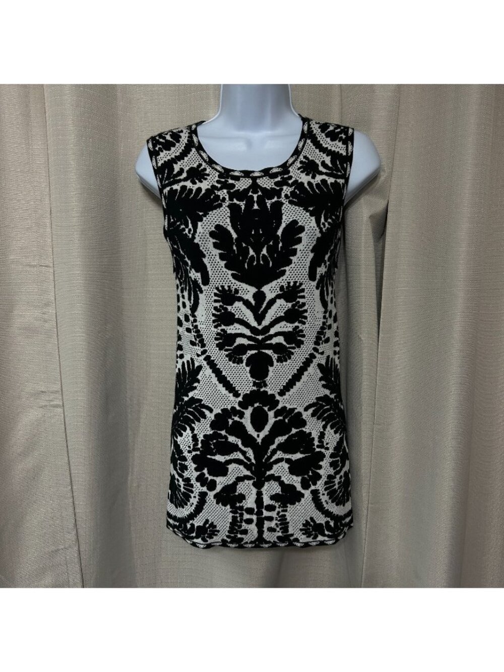 Marie Oliver Melba Tank Sleeveless Sweater Women's Size Large Black White